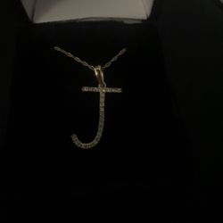 10k Diamond Necklace 