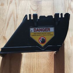 Lot- Lawn Mower Parts Dewalt/Black & Decker Grass Chute & Blade Insulator Adaptor