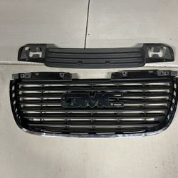 2007 GMC Grill