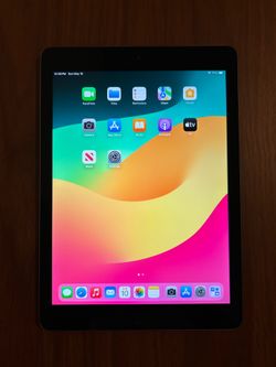 Apple iPad 6th Generation 32GB WiFi Only – Space Gray – Fully Functional