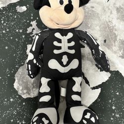 Disney Mickey Mouse Porch Greeter 