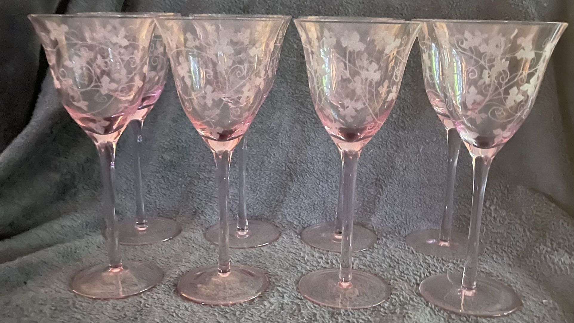 Vintage Pink Wine Glasses With An Etched Ivy Motif Set of 8.