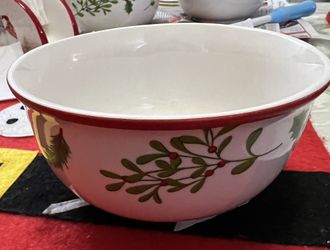Christmas Bowls and Side Plates 