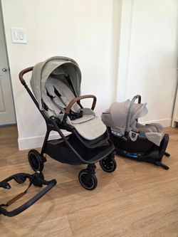 Nuna TRIV Next + Nuna PIPA RX Travel System