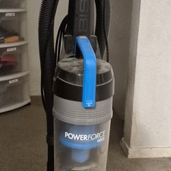 Bissell PowerForce Helix Upright Vacuum 