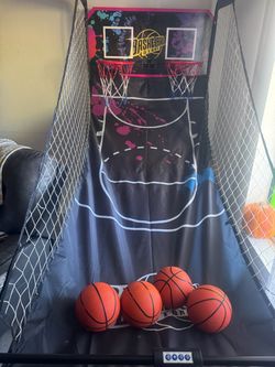 Basketball arcade