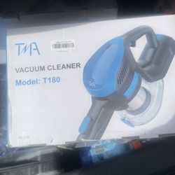 Vacuum Cleaner Model : T 180 