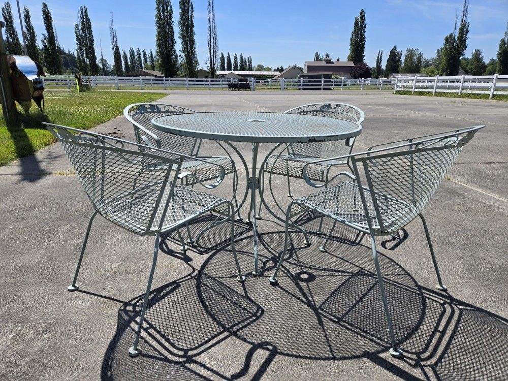 Vintage Seafoam Green Outdoor Patio Set