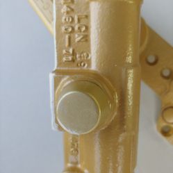 LNC door closer