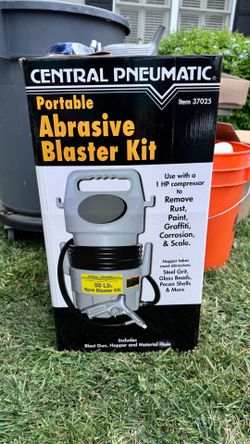 Central Pneumatic Portable Abrasive Blaster Kit