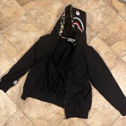 Bape Hoodie Size M