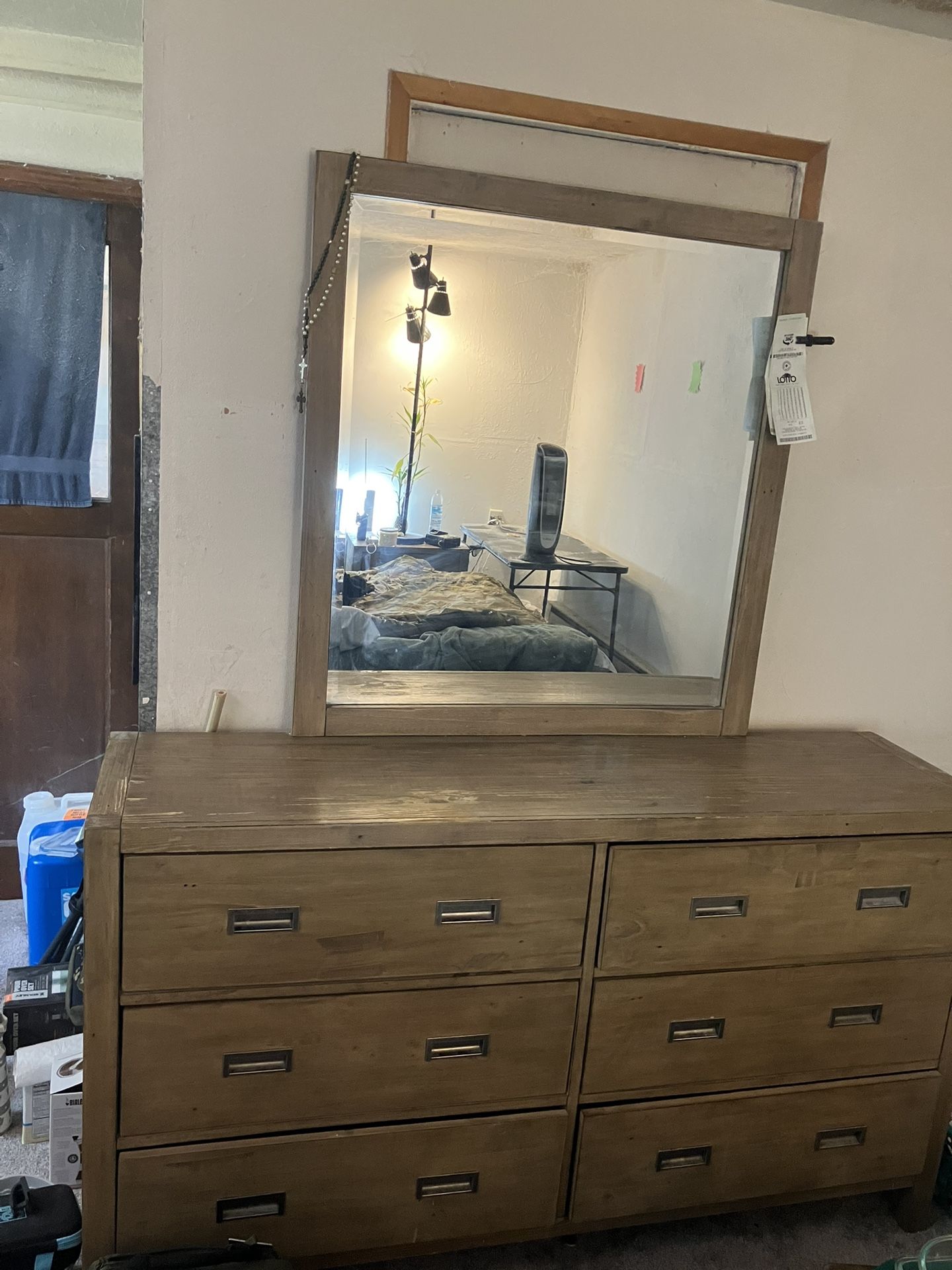 4pc Dresser And Nightstands