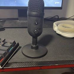 Razer Seiren Mini Ultra-compact In Black 