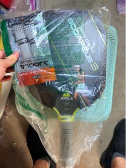 JOOLA Scorpeus 3 Pickleball Paddle with 1 Replacement Grip - Propulsion Core & Durable Surface - Wide Carbon Fiber Pickleball Paddle with Larger Sweet