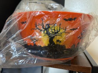 Halloween Bowl, pumpkins