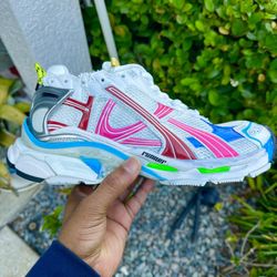 Men Size 10 Balenciaga Runner (No Box)