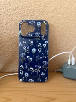 Kate spade iPhone 17 pro max case
