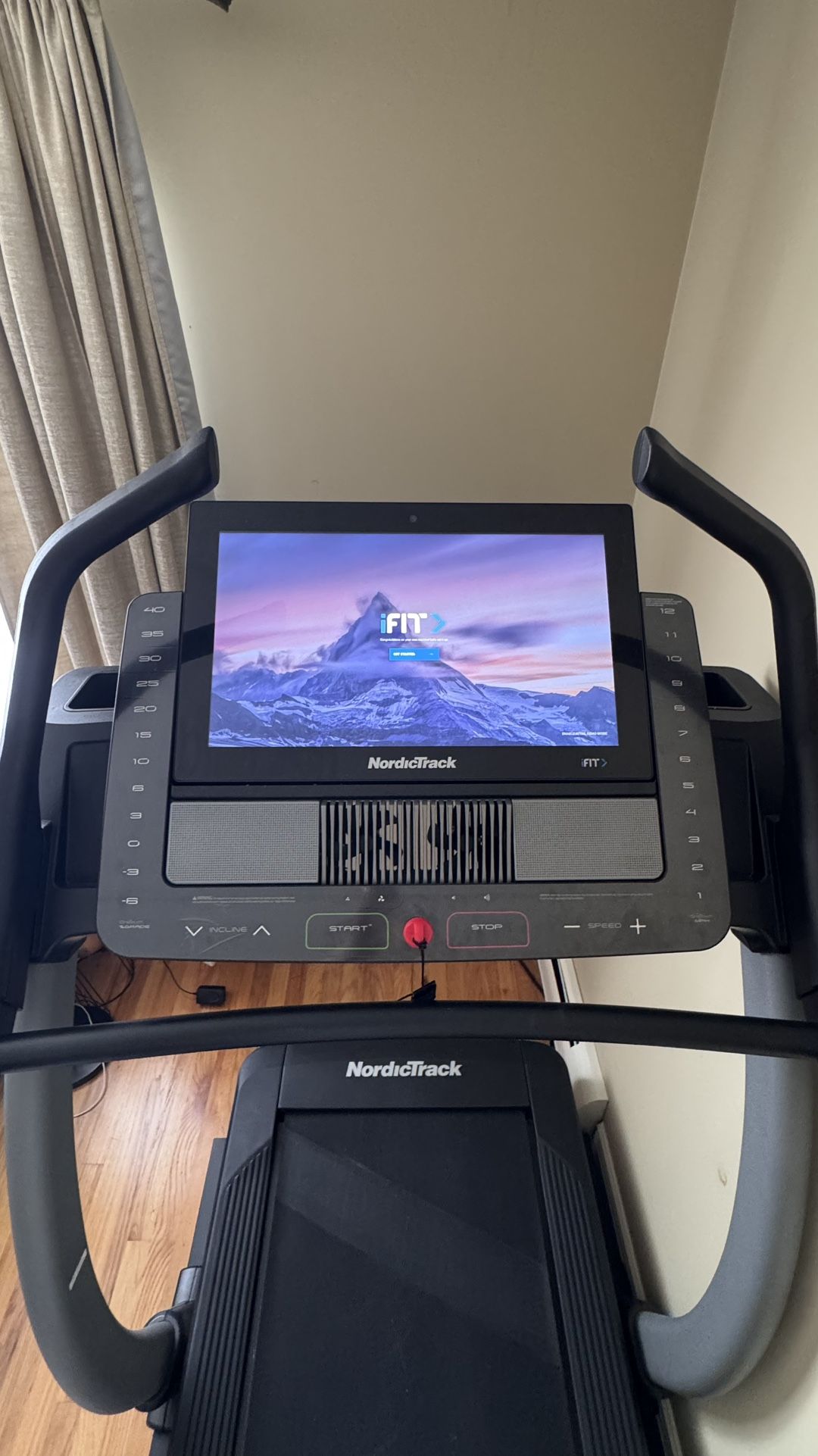 NordicTrack Commercial X 22 i