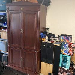 Ethan Allen Armoire/Entertainment Center