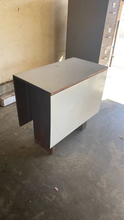 Collapsing Table