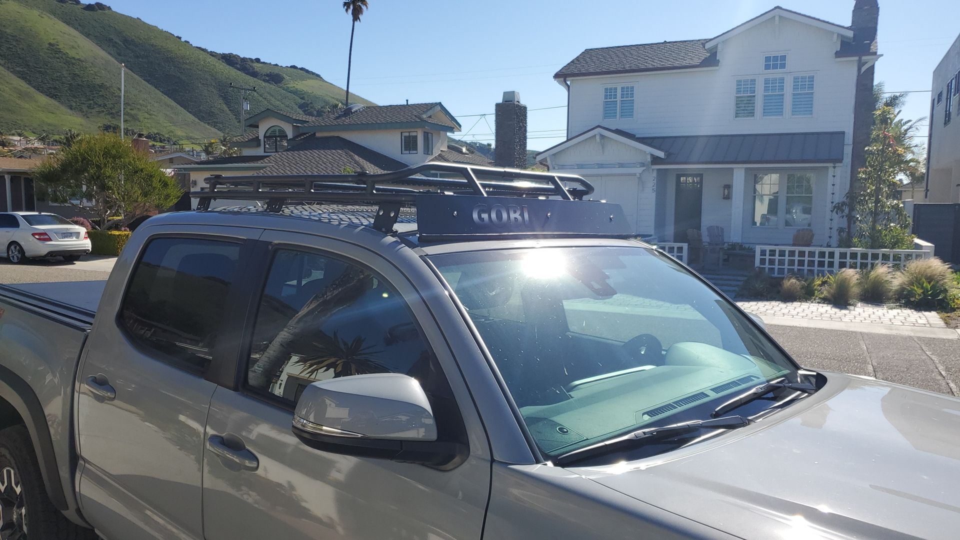 GOBI USA Stealth Roof Rack for Toyota Tacoma 2005-2018
