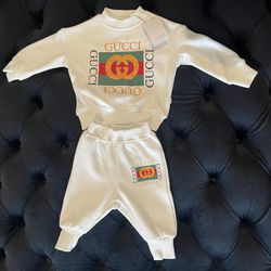 GUCCI BABY SWEATSUIT 