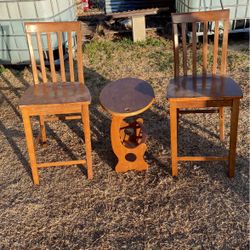 Bar Stools @ Table