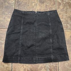 Like New Wild Fable Black Jean Mini Skirt Size 4