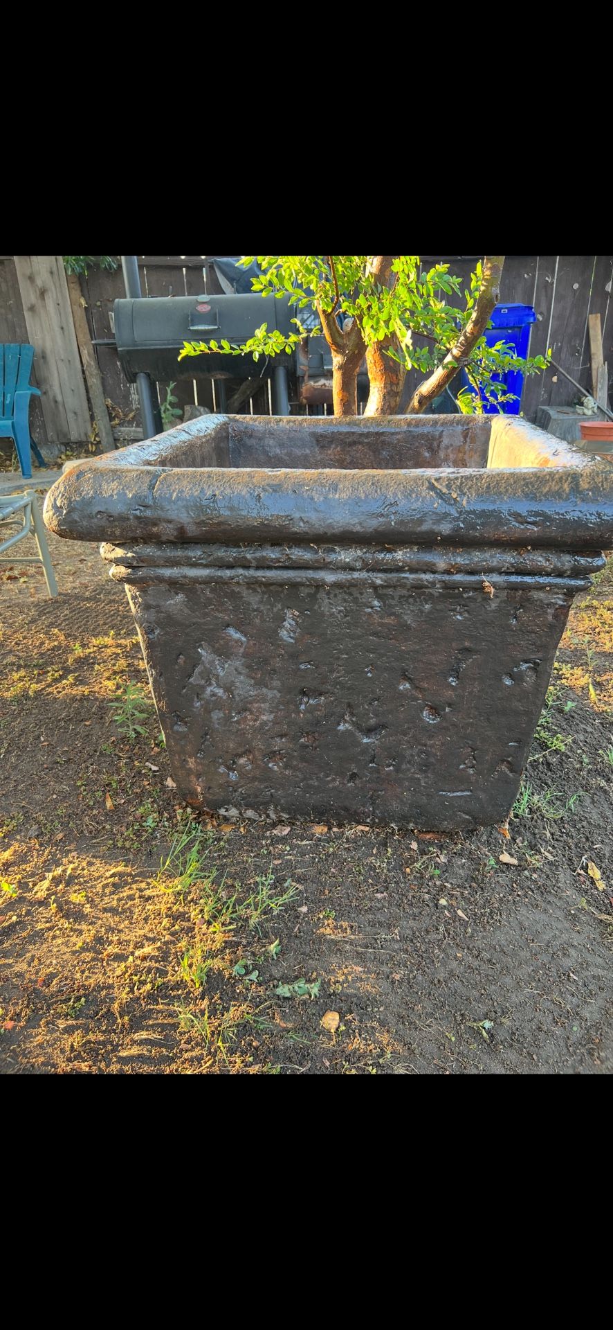 A Pair Of Flower Pots Solid 3 X 3 They Weigh Two Or 300 Pounds Each Selling A Pair For $600 or best offer