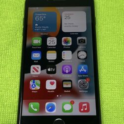 iPhone 7 Plus ( Carrier Unlocked 