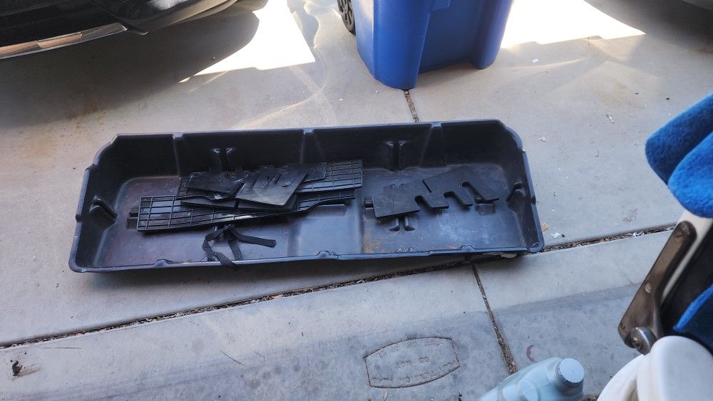 DUHA UNDERSEAT STORAGE BOX