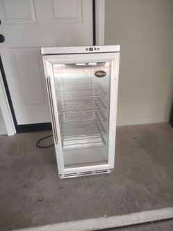 Wine cooler
