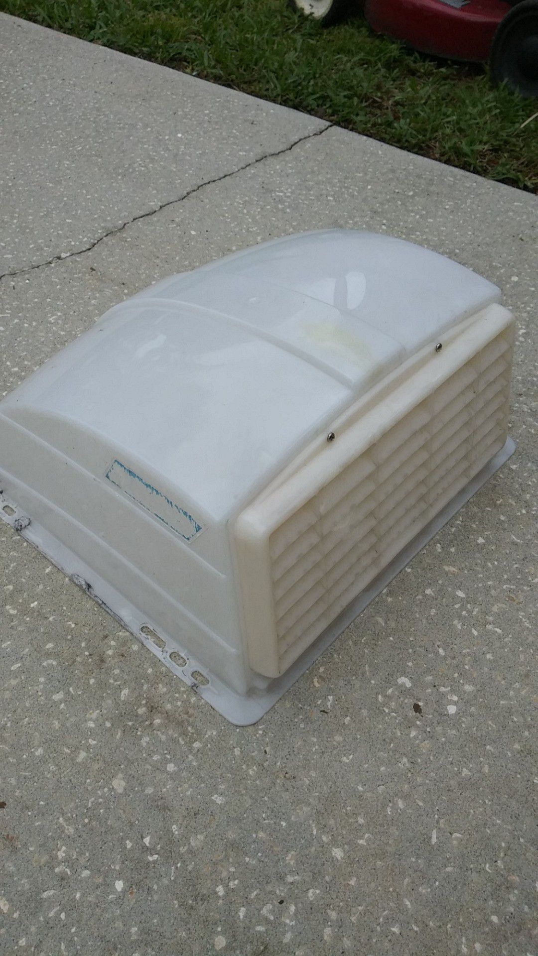Trailer roof top vent cover