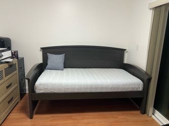 Twin bed with mattress