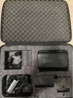 Sure instrument  wireless mic  model BLX4 H9