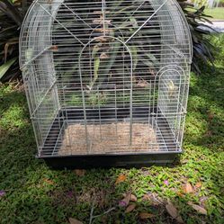 Bird Cage For Small To Medium Sized Birds