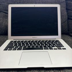 Apple MacBook Air Laptop 13 Inch 128GB Storage
