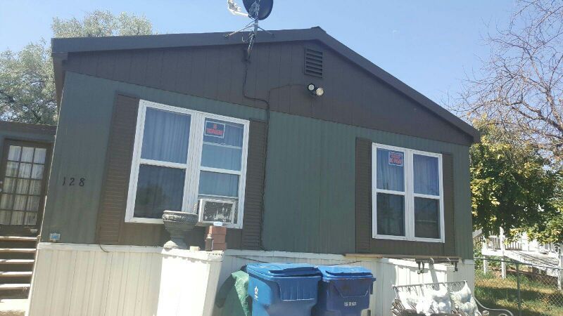 Two mobile homes for sale 1 double & 1 single