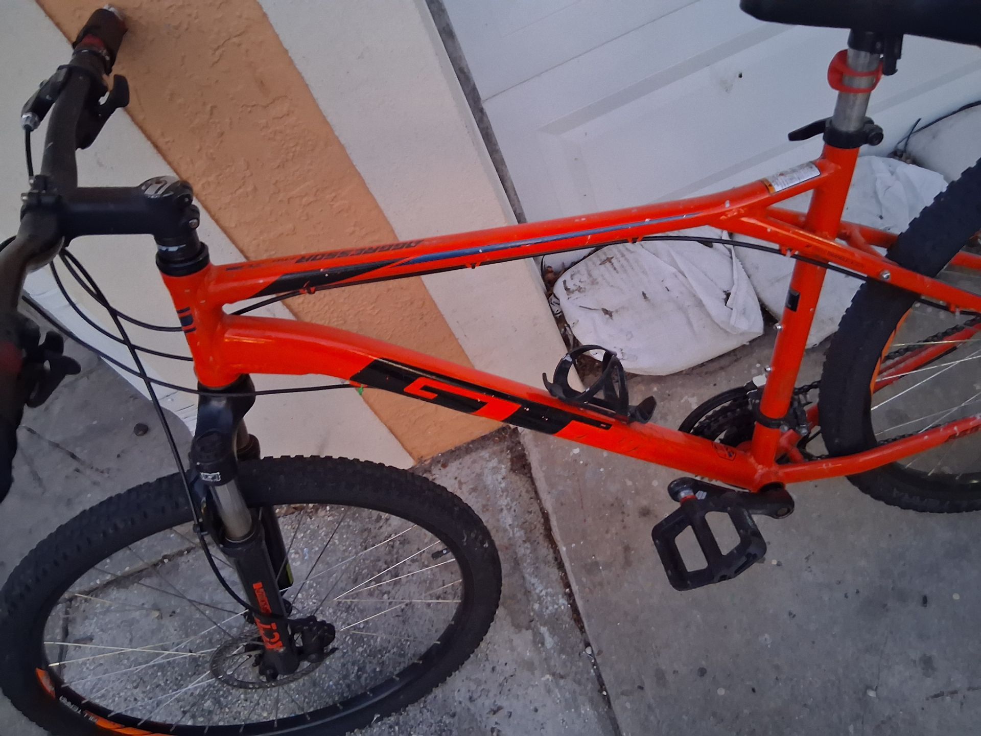 Gt mountain bike