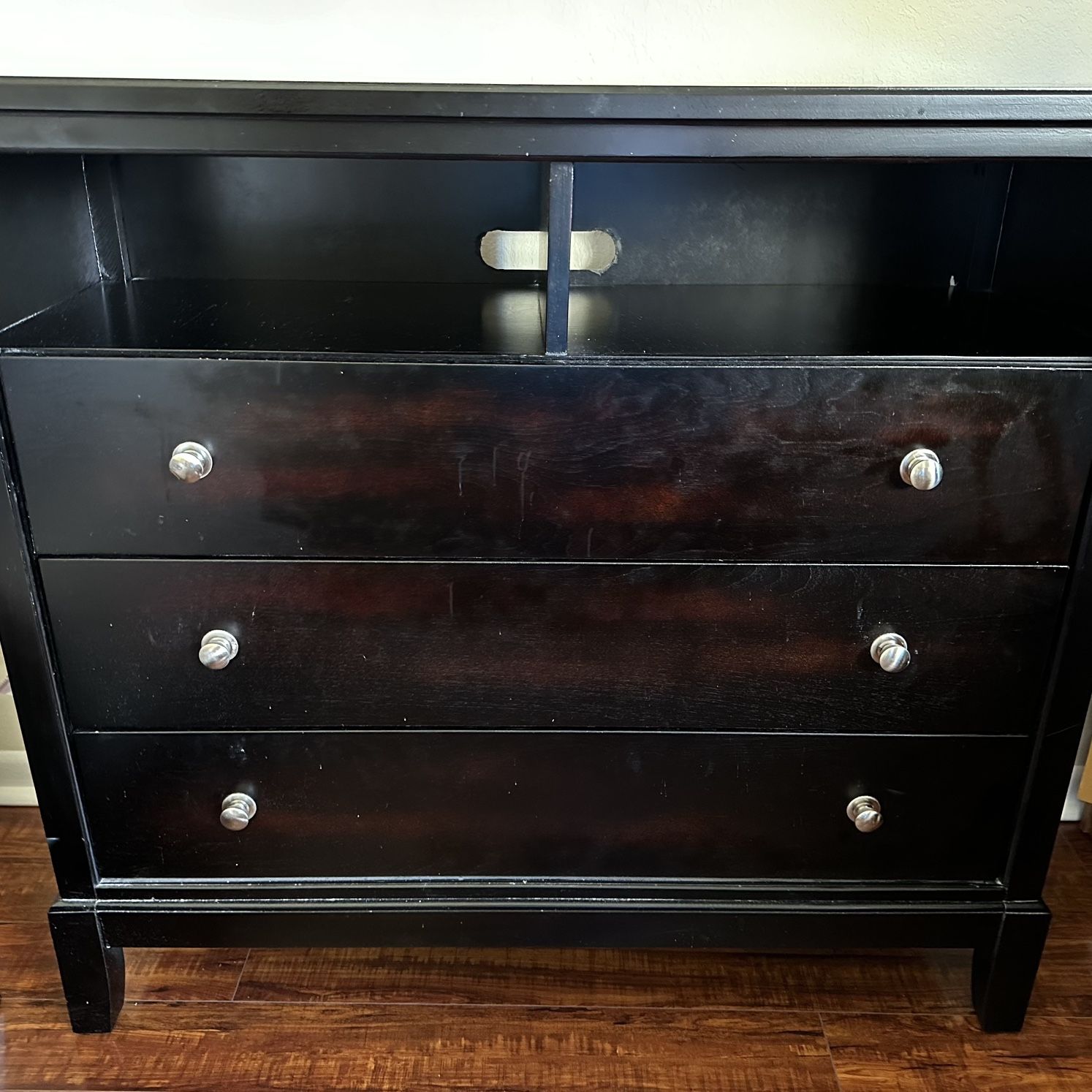 Media Chest (TV Stand) 