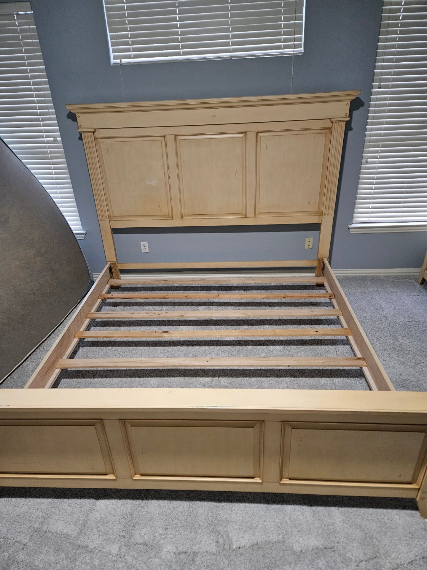 5 piece King-size Bedroom set