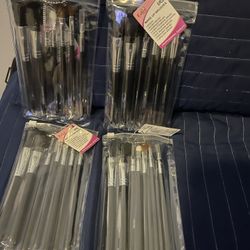 Makeup Brushes 3 Each 