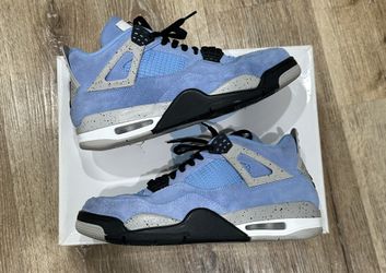 Air Jordan 4 University Blue 