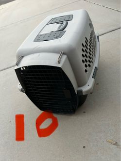 Pet carrier kennel