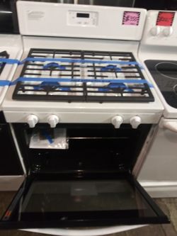 NEW scratch and dent Whirlpool gas stove