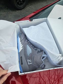 Jordan 5 wolf grey size 7y brand new