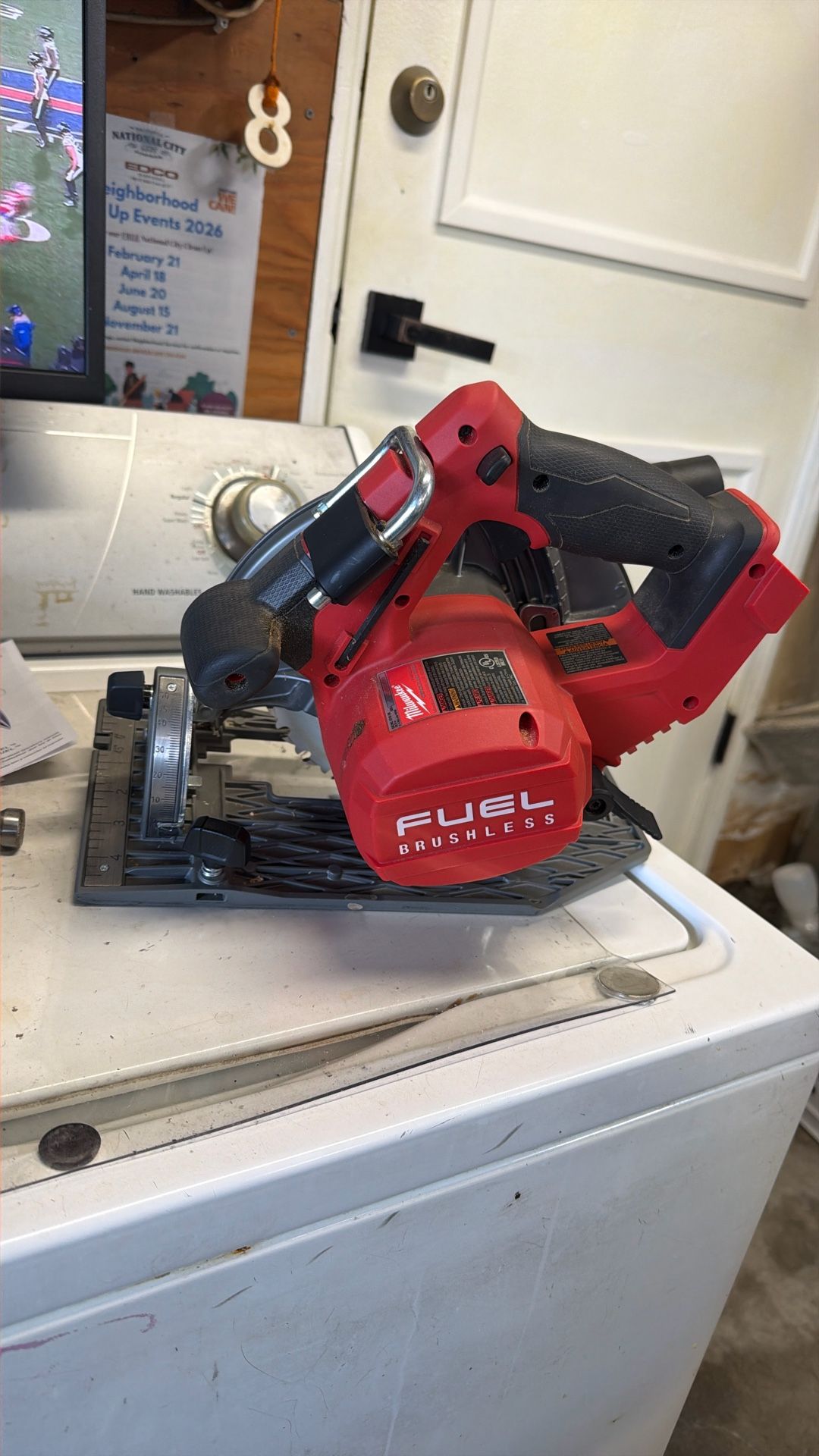 Milwaukee M18 Cordless Circ Saw (Right Side)