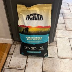 Dog Food - Acana Freshwater Blend - FREE