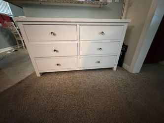 White 6-Drawer Dresser