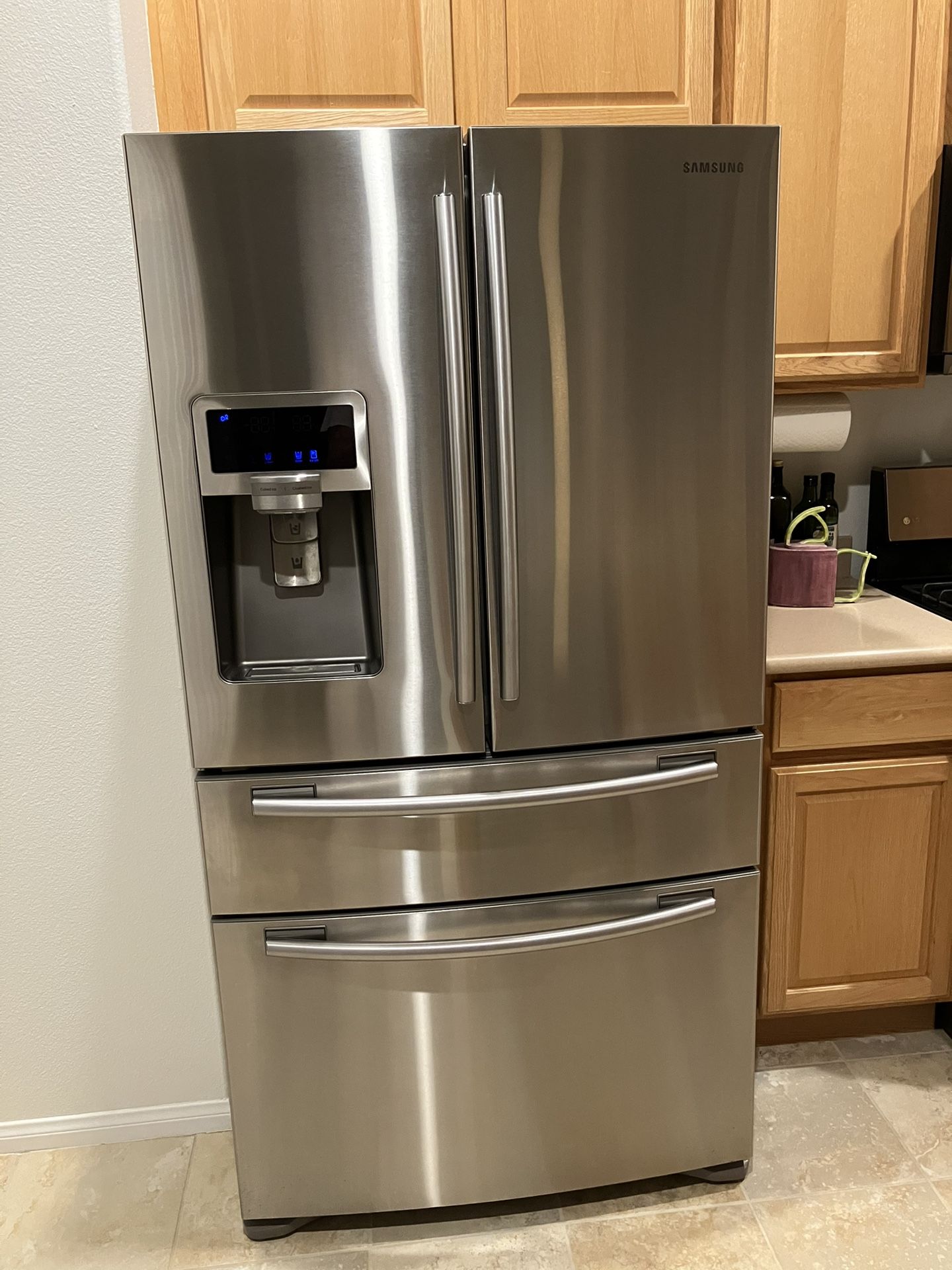 Samsung 28 CuFt French Door Refrigerator